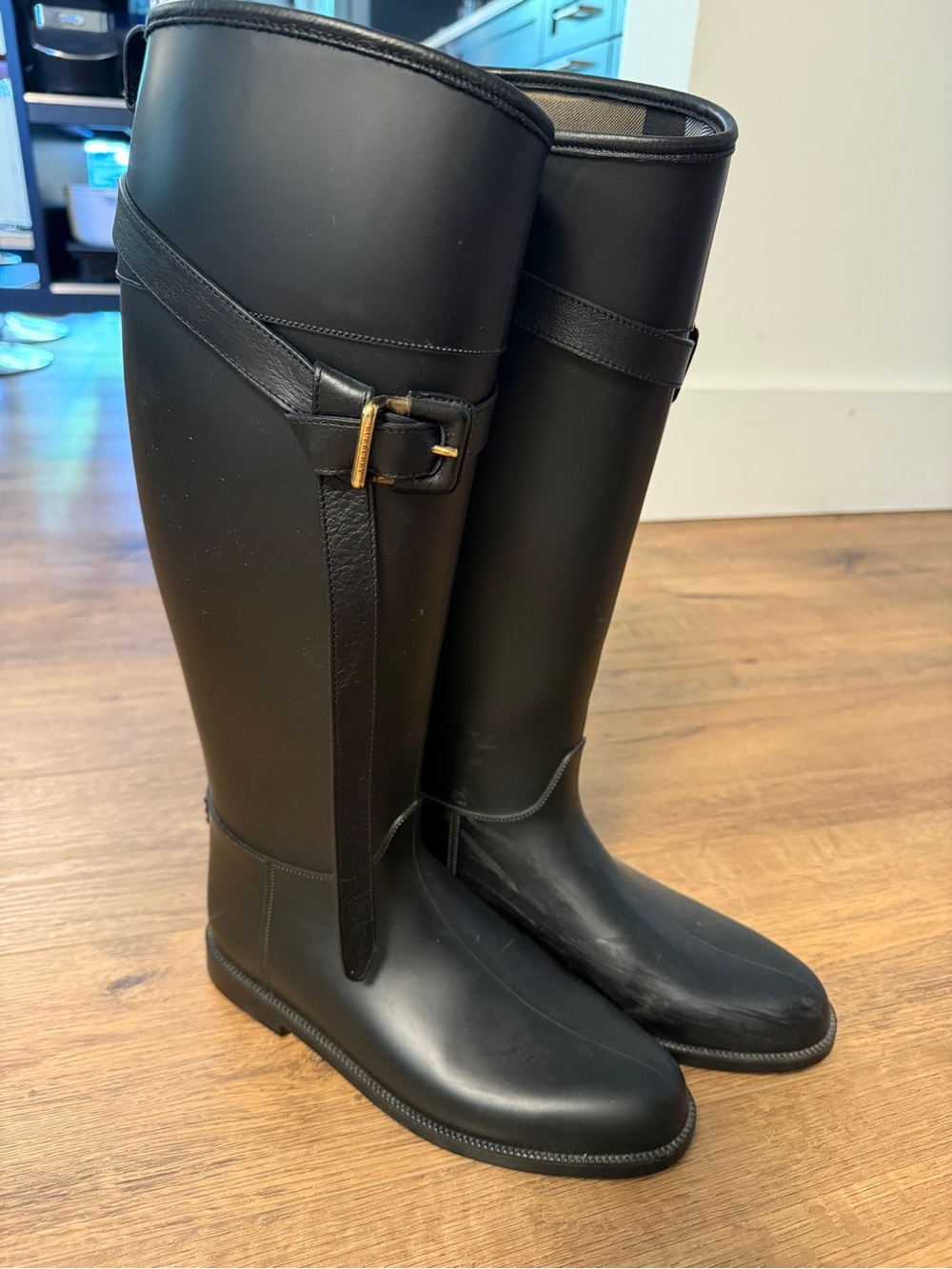 Burberry Riding Rainboot - Picture 2 of 7
